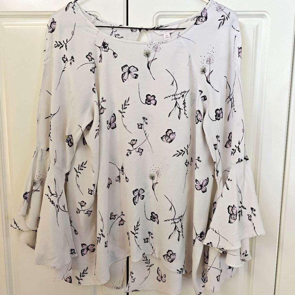 Lauren Conrad White Top with Lavender Butterflies, Size Medium, New